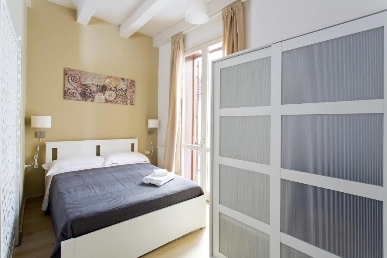 Apartment Greek